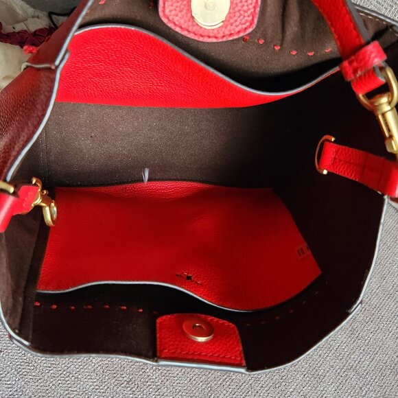 Like New!  Tory Burch red McGraw bucket bag with shoulder strap and dust bag - Picture 7 of 12